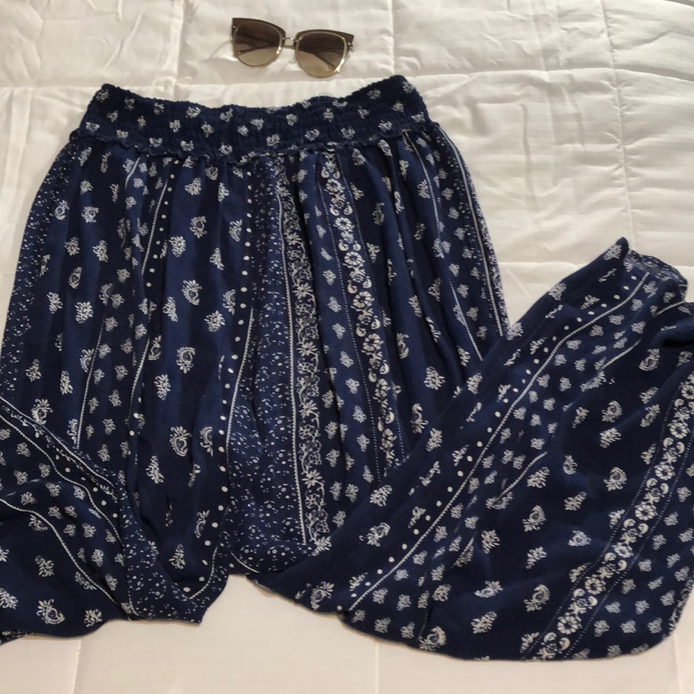 Pants - Picture 2 of 3